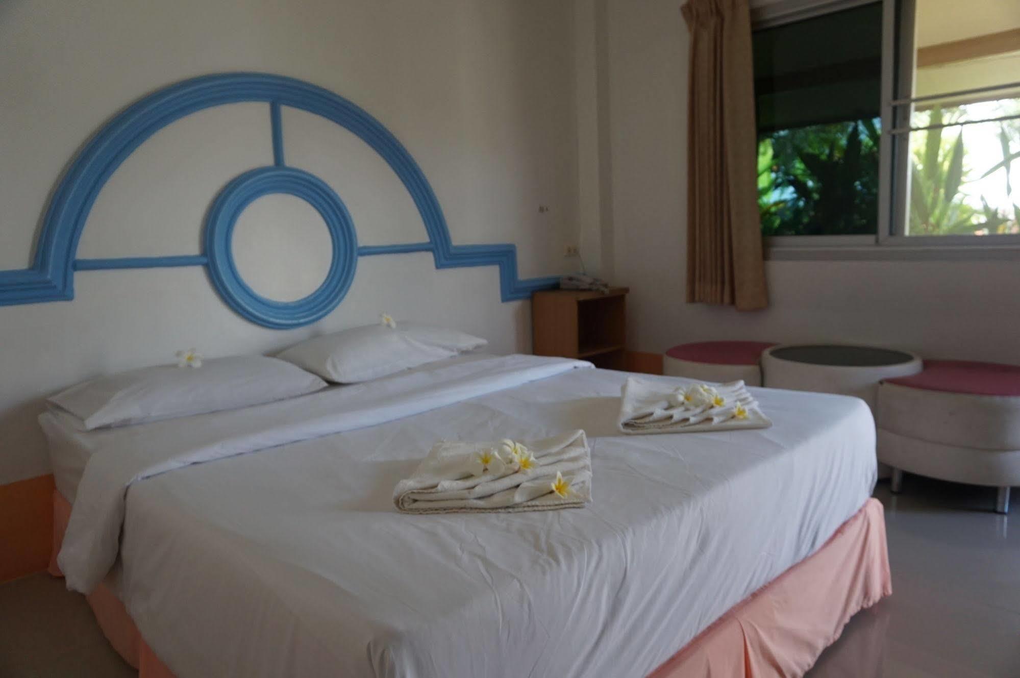 Ratchapreuk Resort Kalasin Exterior photo