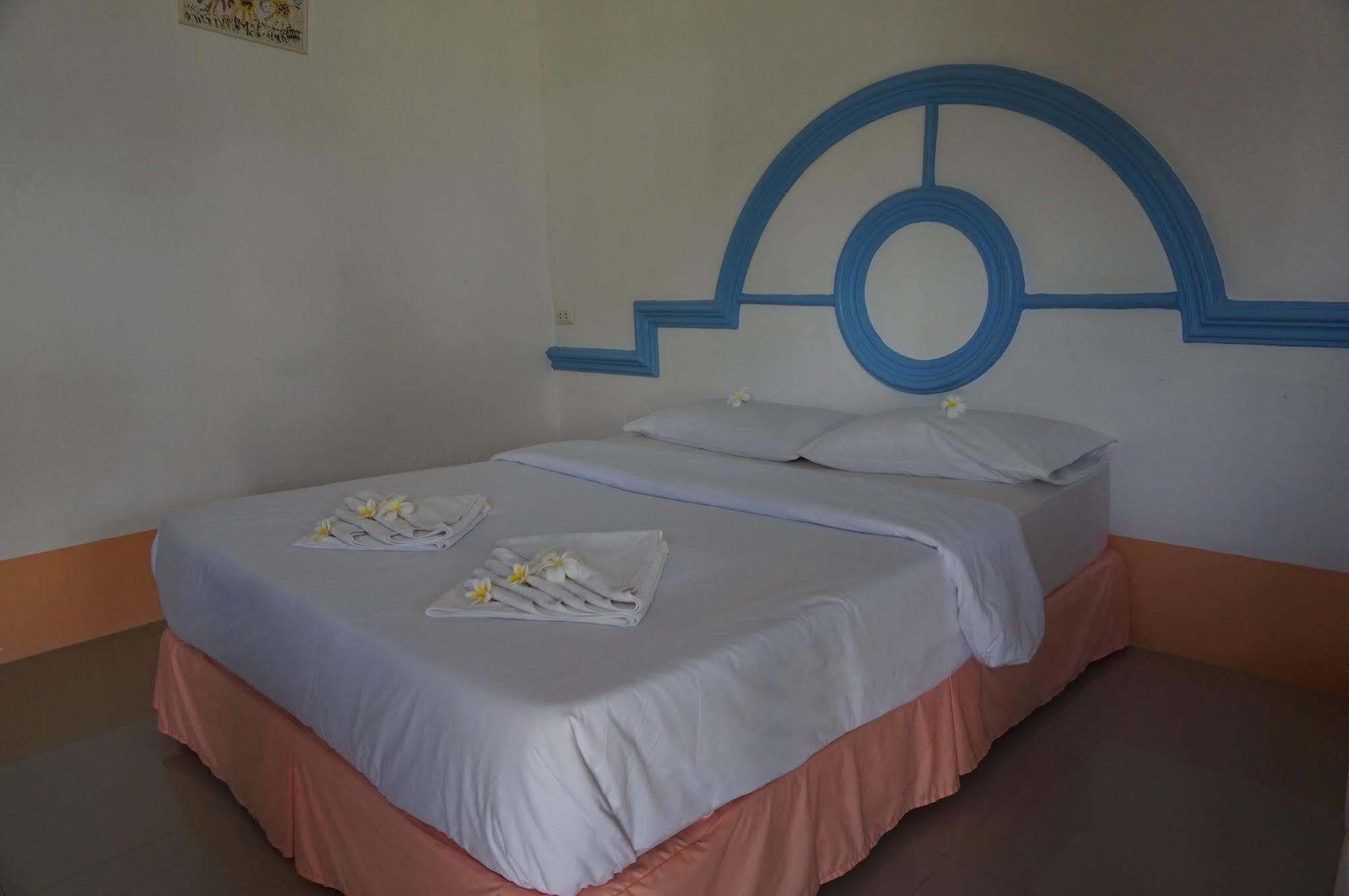 Ratchapreuk Resort Kalasin Exterior photo